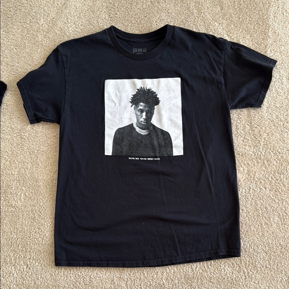 Spencer's Black Short Sleeve Graphic Tee